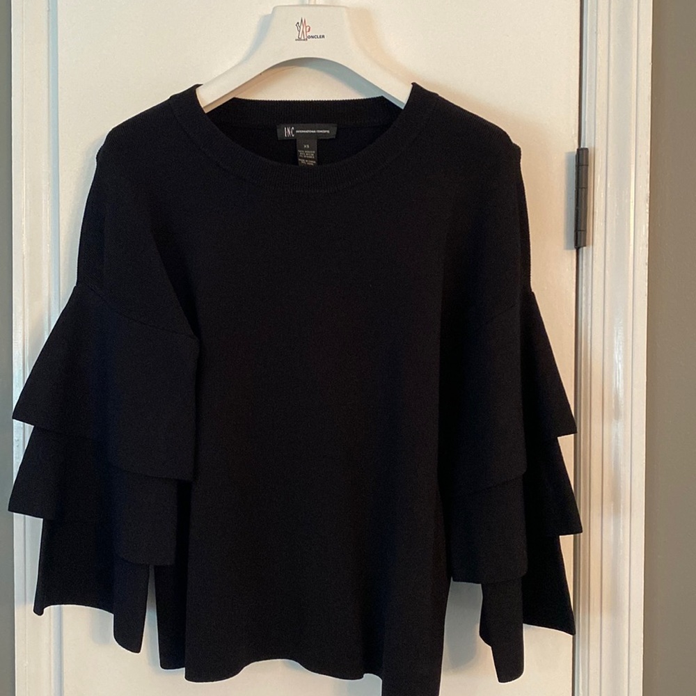 Black shirt